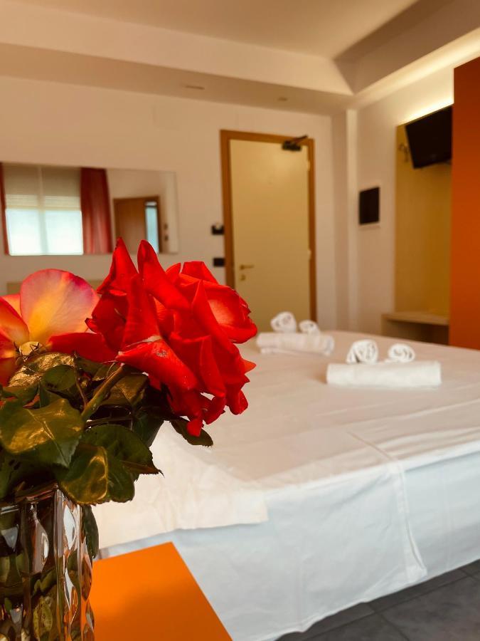 Hotel Grecale - Venturina Terme Kültér fotó