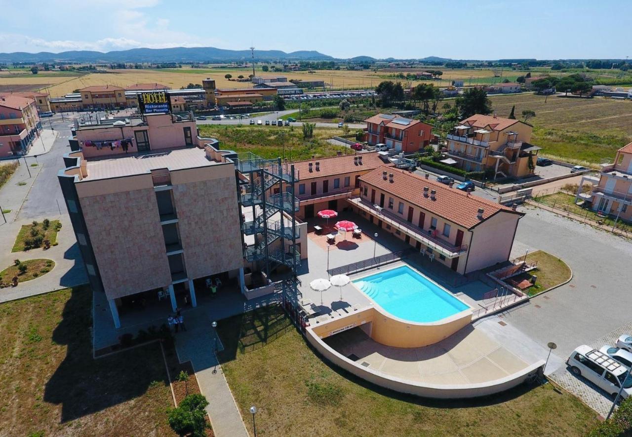 Hotel Grecale - Venturina Terme Kültér fotó