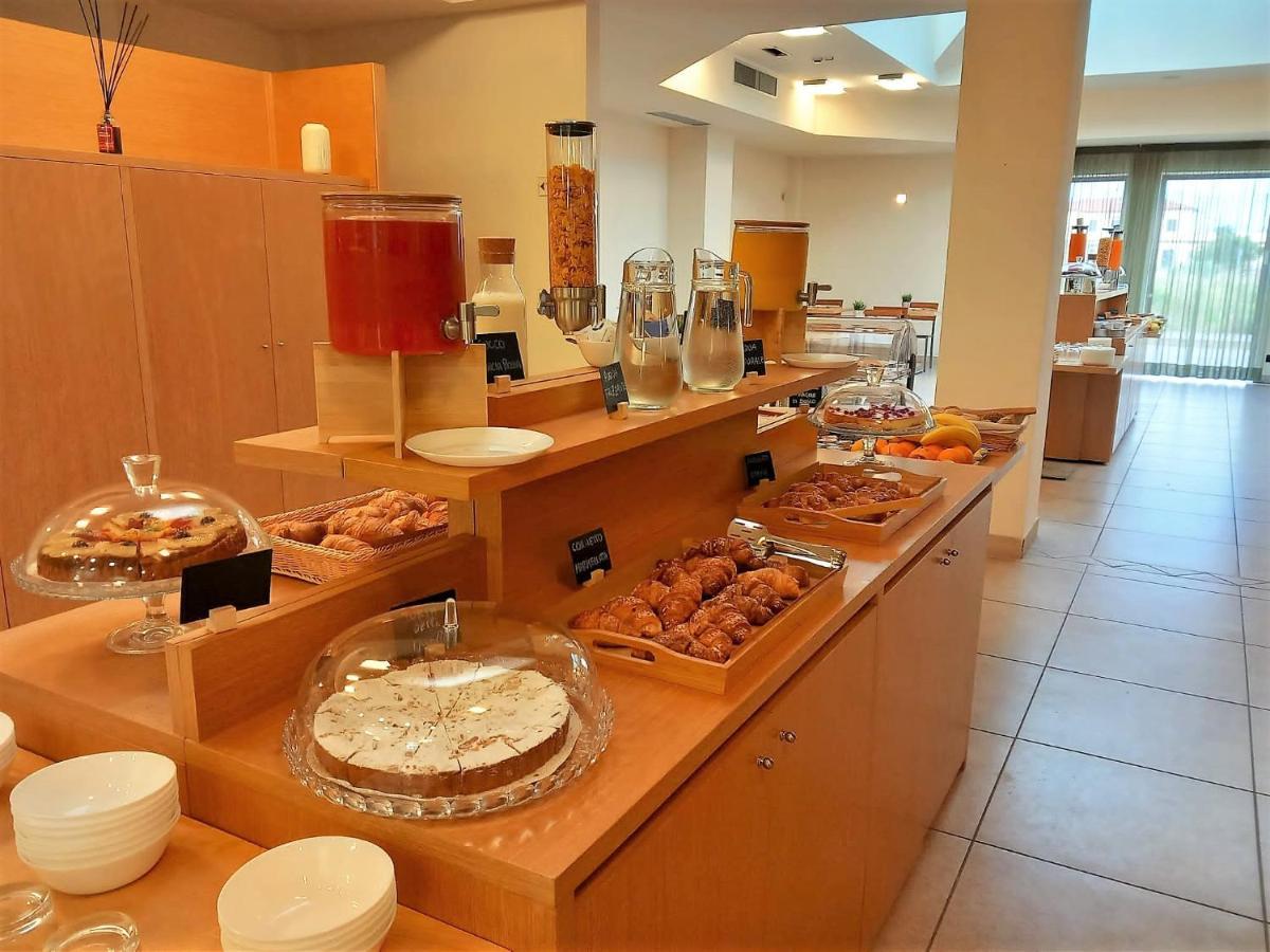 Hotel Grecale - Venturina Terme Kültér fotó