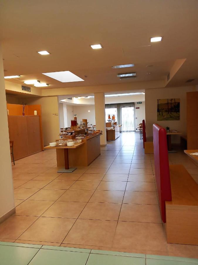 Hotel Grecale - Venturina Terme Kültér fotó