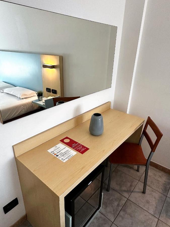Hotel Grecale - Venturina Terme Kültér fotó